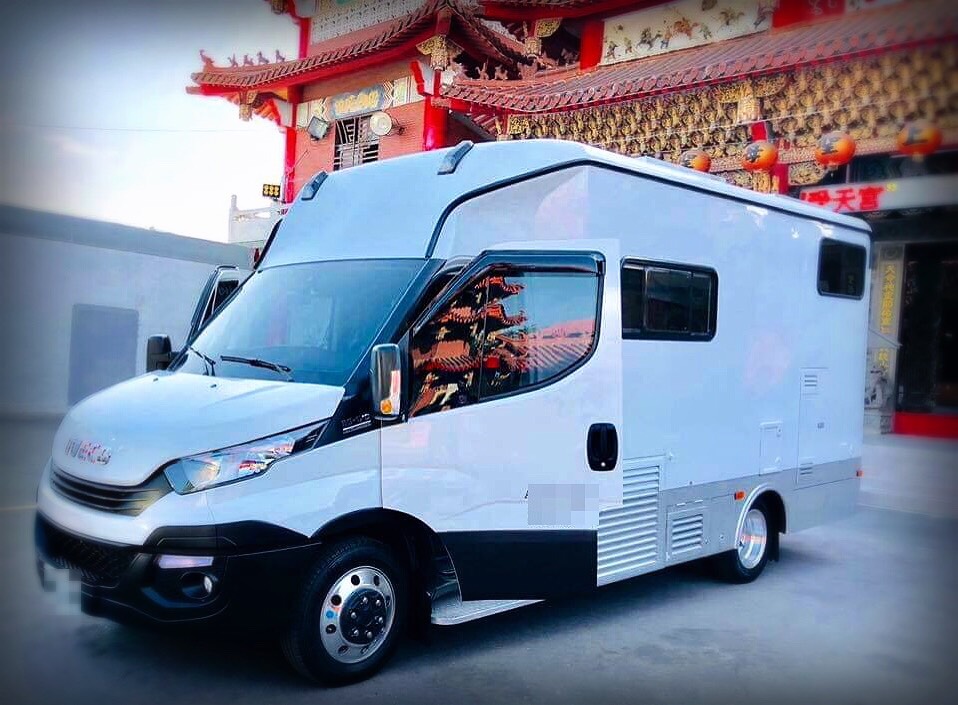 IVECO露營車用色盤拼貼出設計感