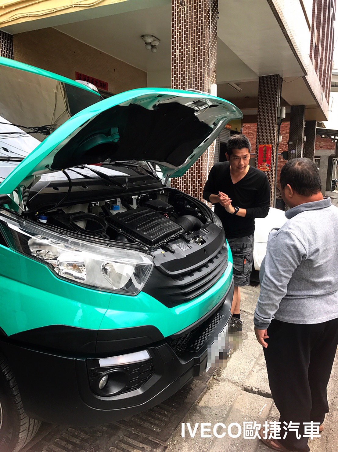 綠色貨車 綠色貨車