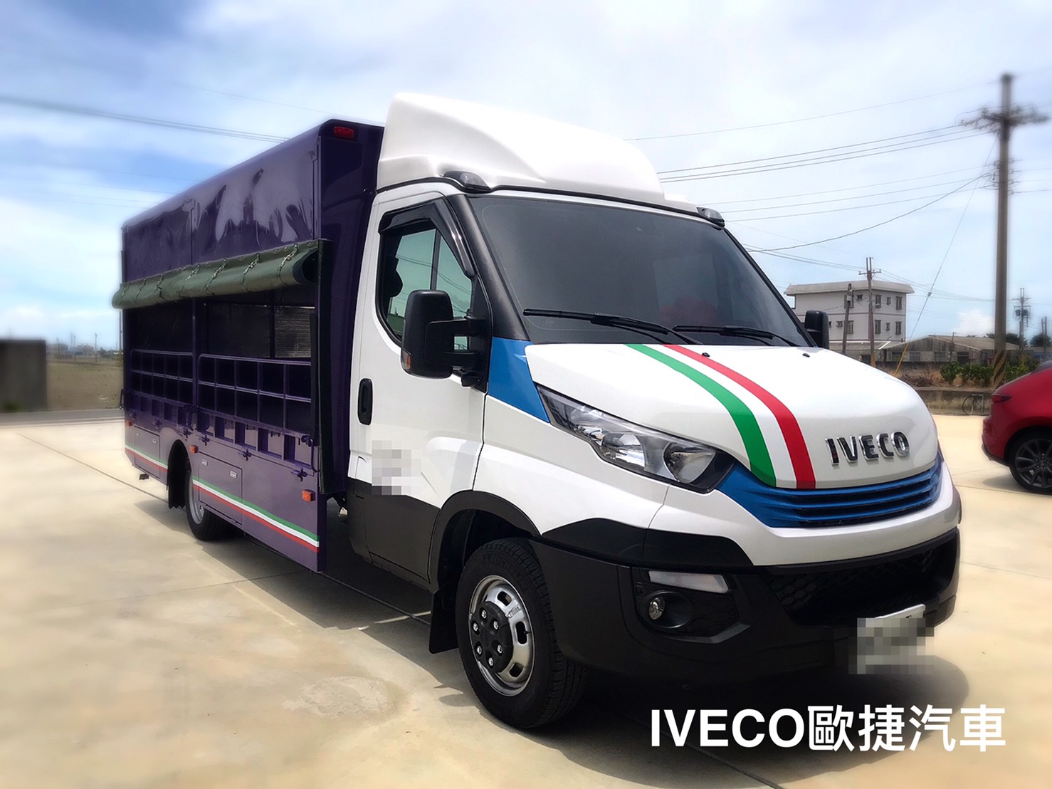 伸縮貨廂-iveco行動改裝