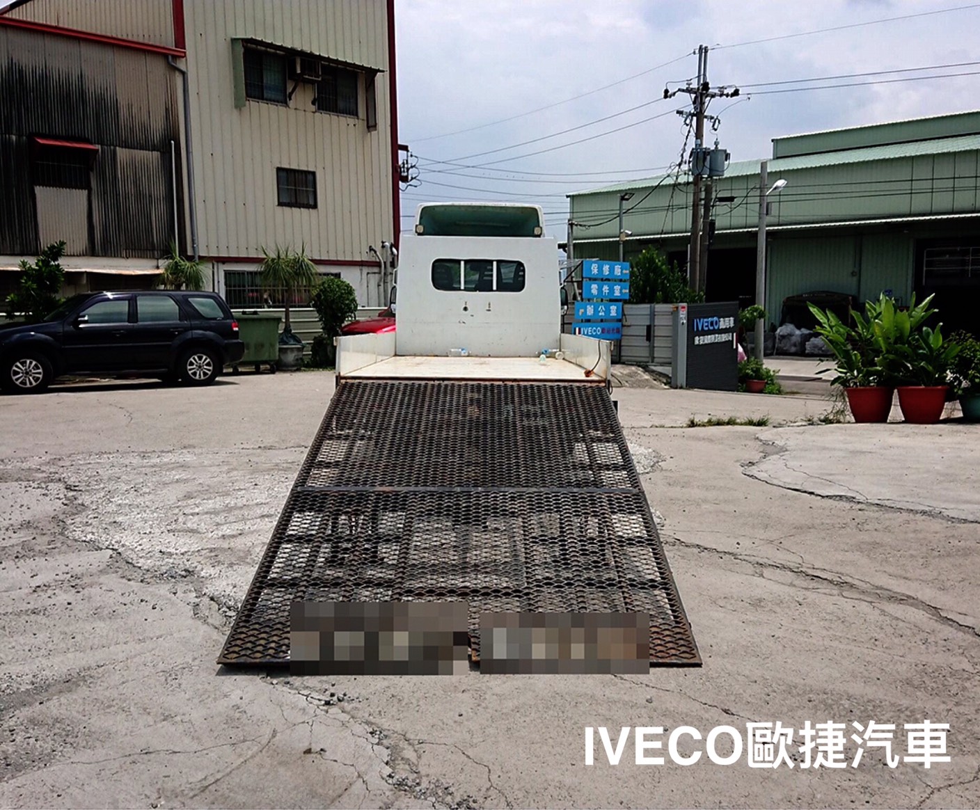 升降油壓梯超長軸極品-iveco貨車改裝