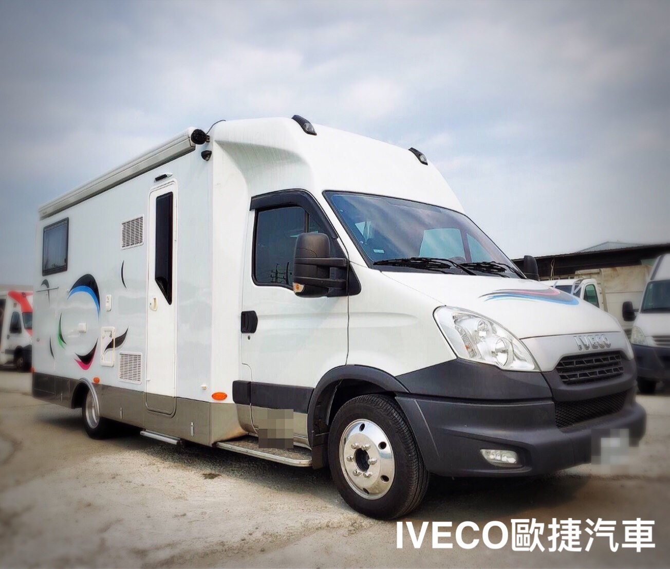 IVECO DAILY自排3000cc露營車改裝