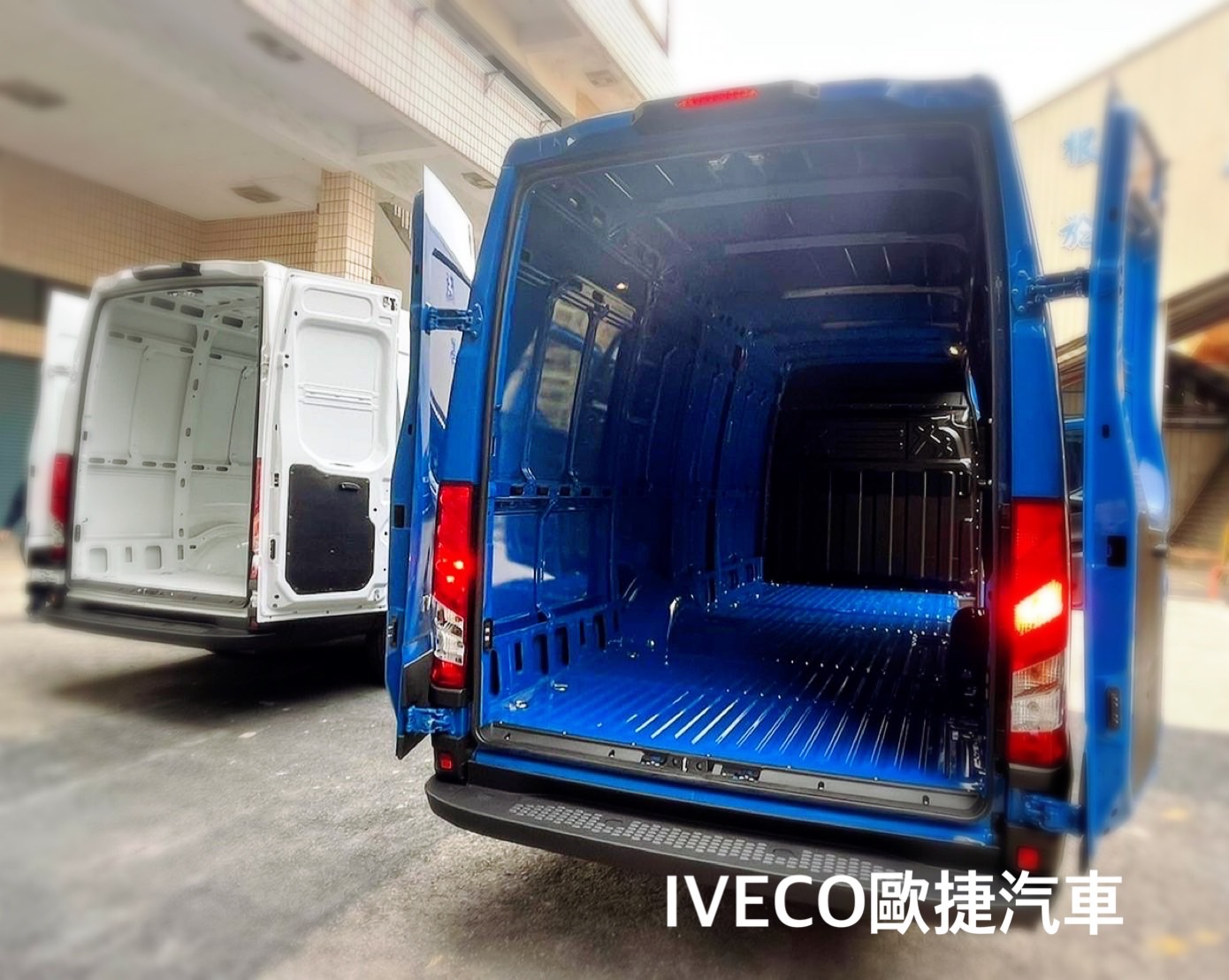 IVECO休閒露營車改裝款