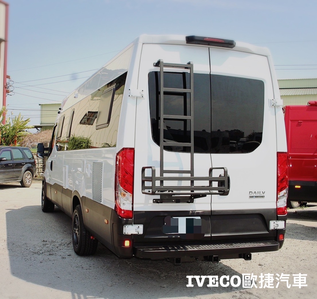 IVECO山林生活露營車