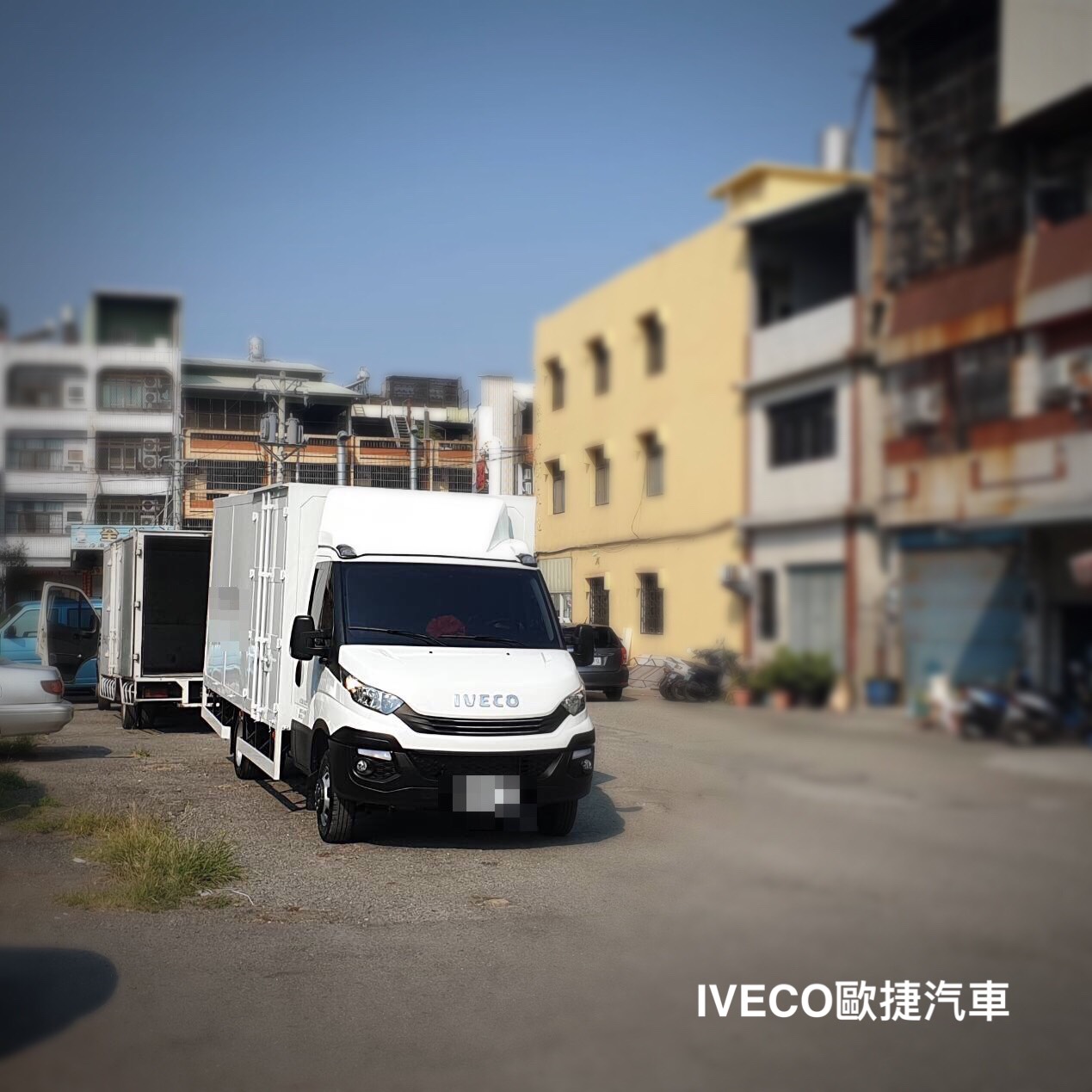 IVECO 水族館廂型車
