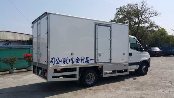 IVECO貨車.IVECO卡車.桃園.新竹.台中.苗栗.新竹.雲林.彰化.嘉義.省油.鋁合金車斗.冷凍車.物流車.歐霸.台灣達利.台中台灣達利.車廂改裝.車體彩繪 .鋁車斗.傾卸車.救護車
