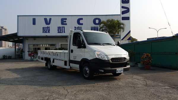 IVECO.歐霸.框式貨斗.帆布.菜車.蔬果運輸車.肥料車.載貨省油.載貨空間.尖達.引擎有力.渦輪.鋁車斗
