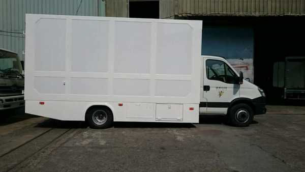 IVECO三噸半 七噸大貨車.伸縮貨斗.鋁貨斗.塑膠.手工具.物流運輸車.救護車.省油.貨車內裝