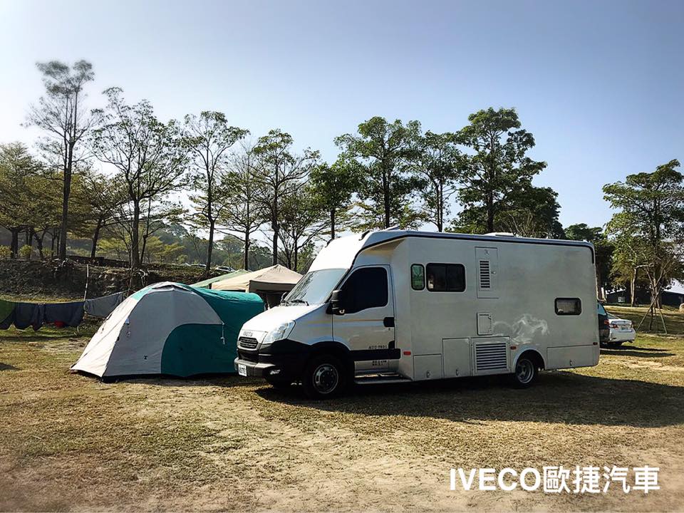 IVECO 行動露營車