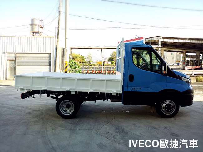 IVECO新車/全新烤漆/一般貨斗